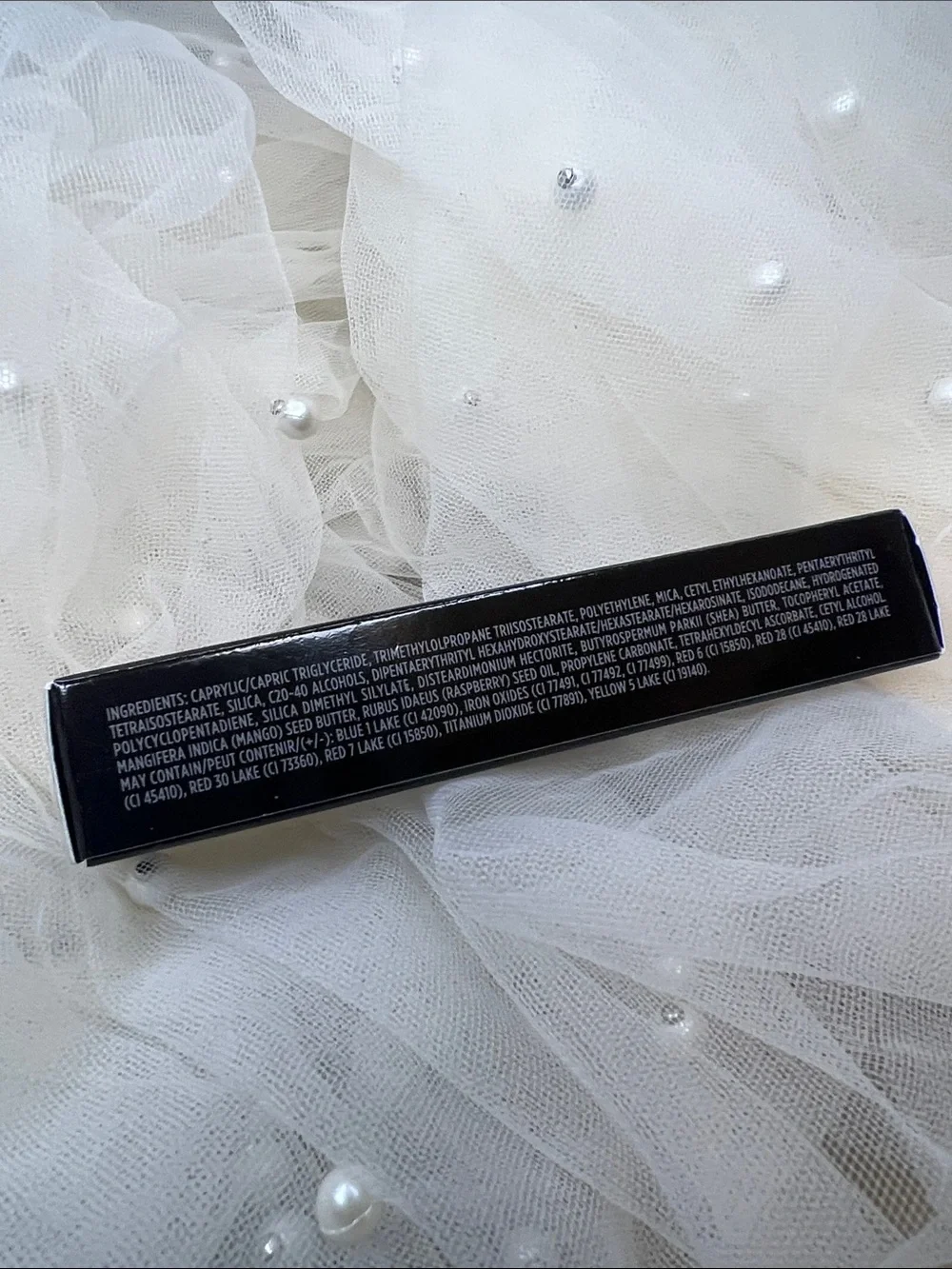 LAURA MERCIER Petal Soft Lipstick Crayon